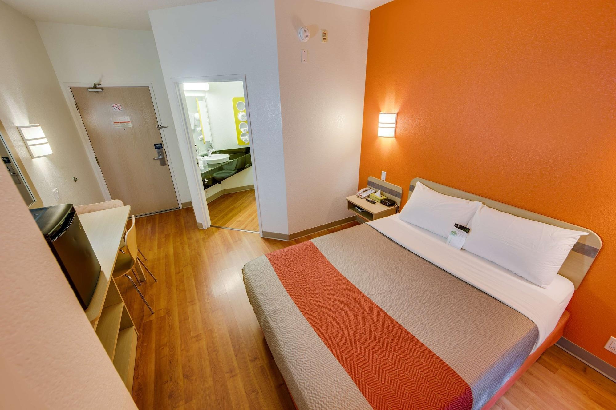 Motel 6-Brampton, ON - Toronto Exterior foto