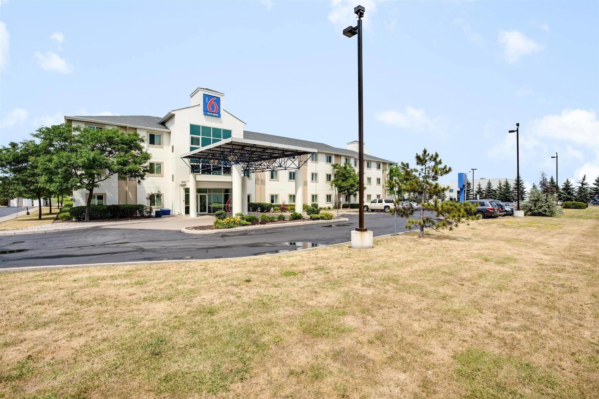 Motel 6-Brampton, ON - Toronto Exterior foto