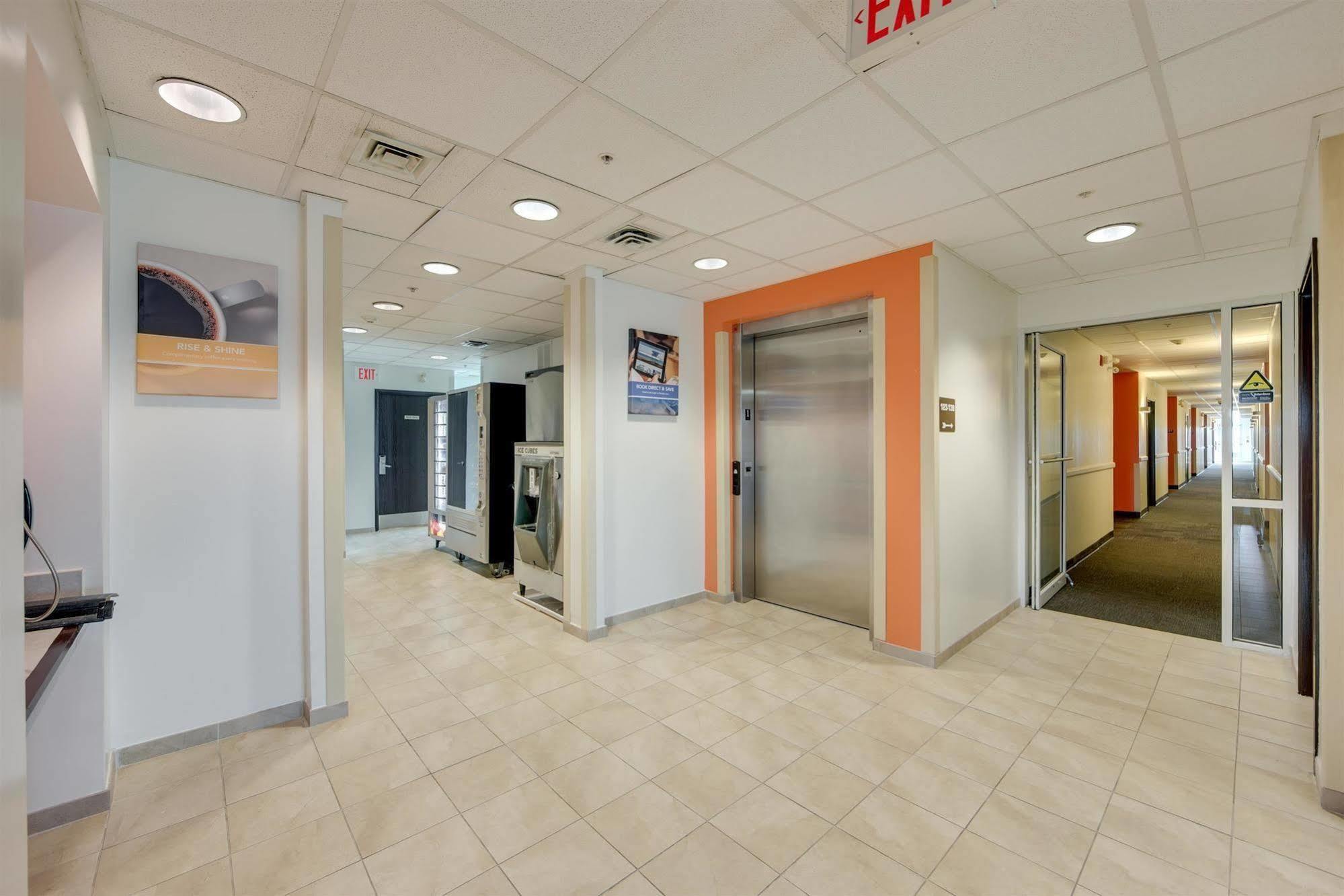 Motel 6-Brampton, ON - Toronto Exterior foto